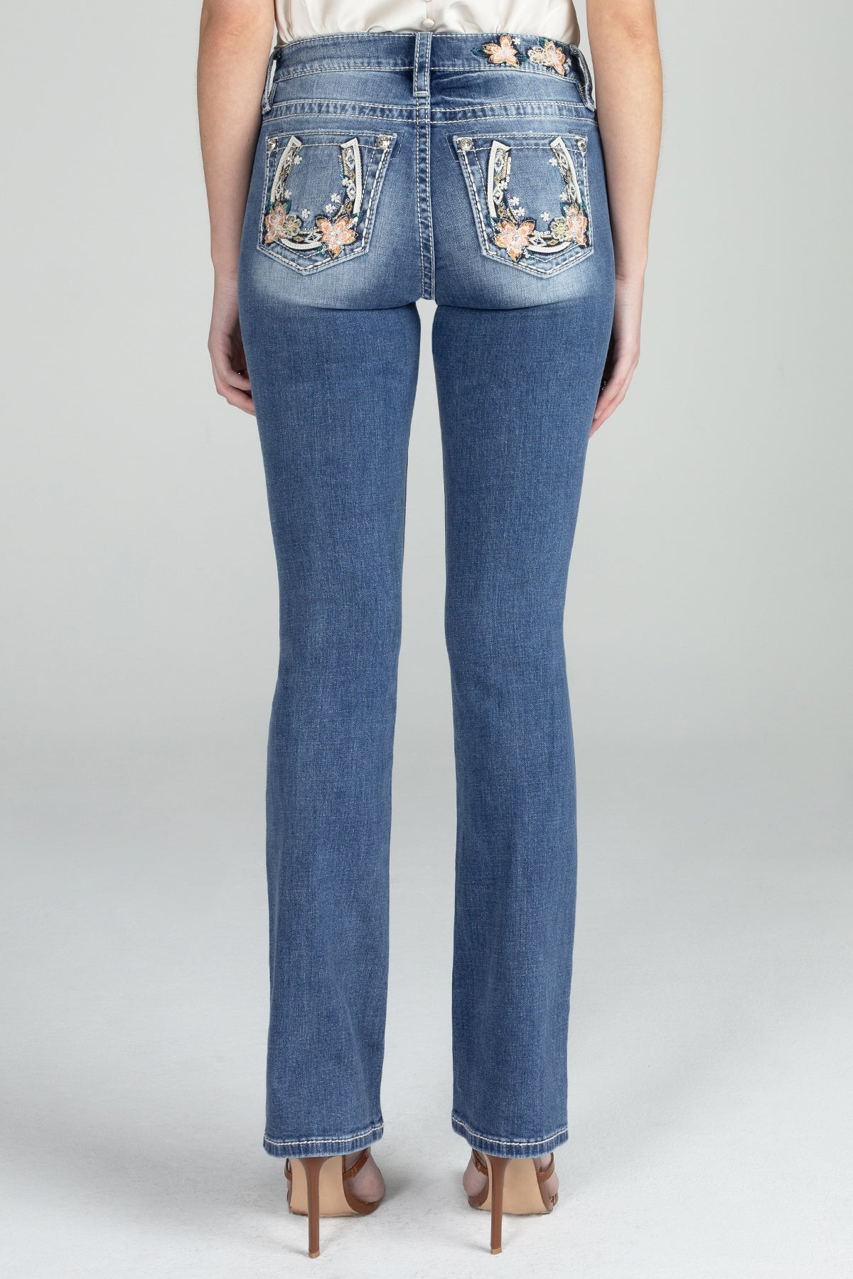 Mid Rise Embroidered Lucky Horse Shoe Pocket Bootcut Jeans