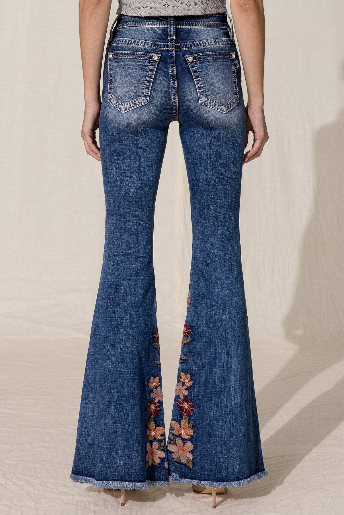 Hippie Flowers Bellbottom Jeans Size 28, Brand